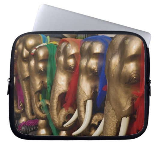 Goldene Elefanten Laptopschutzhülle (Vorderseite)