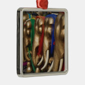 Goldene Elefanten Silbernes Ornament (Rechts)