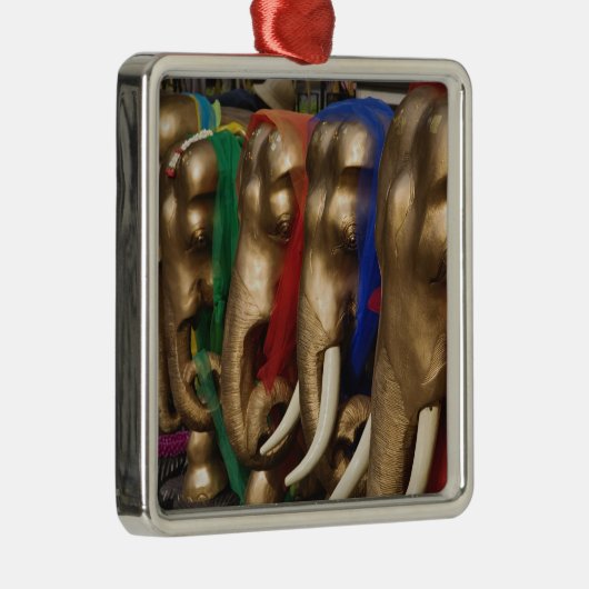 Goldene Elefanten Silbernes Ornament (Rechts)