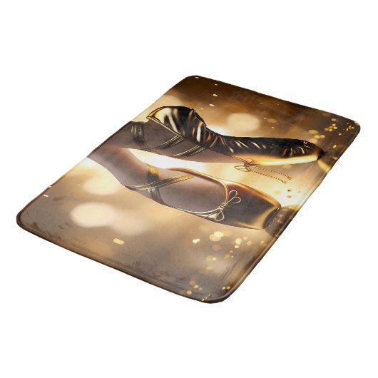Goldene Eleganz: Ballerina Schuhe auf Gold Bokeh Badematte (Schrägansicht)