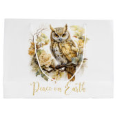 Goldene Eule auf einem Ast Große Geschenktüte (Rückseite)