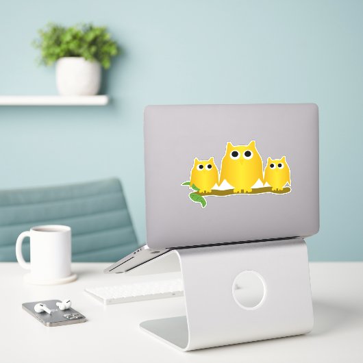 Goldene Eulen Design Aufkleber (Laptop auf Schreibtisch)