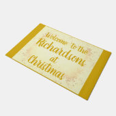 Goldene Festfrostfamilie personalisiert Willkommen Fußmatte (Schrägansicht)