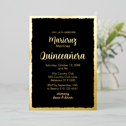 Goldene Foil Black Quinceañera Foto Einladung (Stehend vorne)