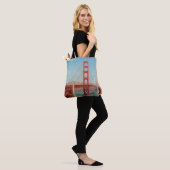 Goldene Gartbrücke Tasche (Am Model)