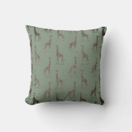 Goldene Giraffe auf Sage Green Kissen