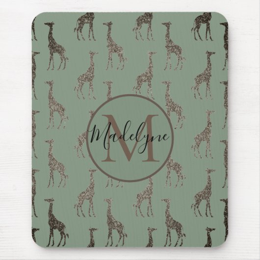 Goldene Giraffe auf Sage Green Mousepad (Vorne)