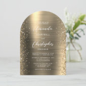 Goldene Glam Brushed Metal Glitzer Arch Wedding Einladung (Stehend Vorderseite)
