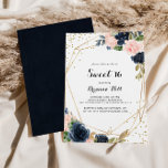 Goldene Glitzer Geometric Sweet 16 Geburtstagspart Einladung<br><div class="desc">Die geometrisch geformte 16 Geburtstagsfeier des Goldenen Glitzer lädt zu einem modernen Geburtstag ein. Das Design besticht durch farbenfrohe goldene Blume und grünes Blattwerk,  das in hübsche Bouquets eingefasst ist und einen künstlerisch geometrischen Rahmen verziert.</div>