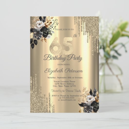 Goldene Glitzer Tropfen Schwarze Rose 65. Geburtst Einladung (Stehend Vorderseite)