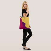 Goldene Glut Abstrakt Tasche (Am Model)