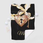 Goldene Herzen für Golfer am Valentinstag Golfhandtuch (Insitu)