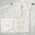 Goldene Hochzeit zum 50. Jubiläum Gold Confetti Badhandtuch Set<br><div class="desc">Mit feinen Goldstaubkonfetti können Sie mit Ihren speziellen 50-jährigen goldenen Jubiläumsinformationen in schicker Goldtypografie personalisieren. Entwickelt von Thisisnotme©</div>