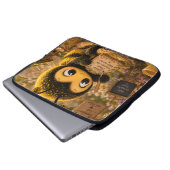 Goldene Hummel im Blütentanz.10 Laptopschutzhülle (Vorne Knopf)
