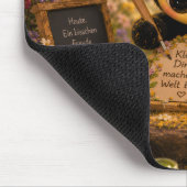 Goldene Hummel im Blütentanz.10 Mousepad (Ecke)