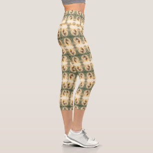 Goldene Hummel im Blütentanz.9 Capri Leggings