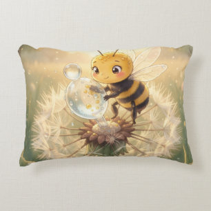 Goldene Hummel im Blütentanz.9 Dekokissen