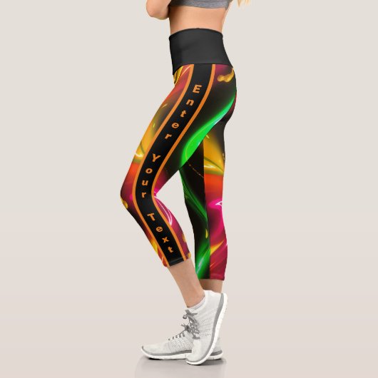 Goldene Kaskade: Abstrakt glühende, flüssige Neon Capri Leggings (Links)
