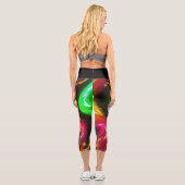 Goldene Kaskade: Abstrakt glühende, flüssige Neon Capri Leggings (Rückseite)