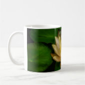 Goldene Kelch Kaffeetasse (Links)