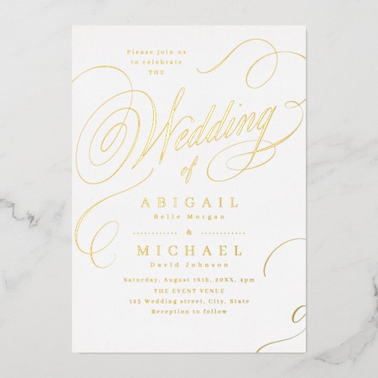 Goldene klassische Kalligrafie-Hochzeit Folieneinladung (Vorderseite)