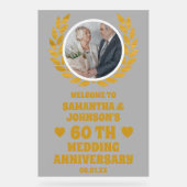 Goldene Kleider Foto 60. Hochzeitstag Begrüßung Acrylschild (Vorderseite)