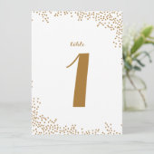 Goldene Konfetti-Hochzeitstischnummern Einladung (Stehend Vorderseite)