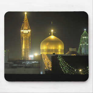 Goldene Kuppel des Imam Reza Schrein-Komplexes bei Mousepad