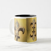 Goldene Liliendruck Tasse (Vorderseite Links)