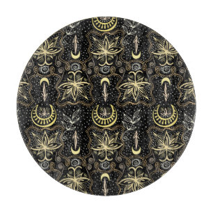 Goldene Lotus: Halbmond Vintage Eleganz. Schneidebrett