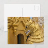 Goldene Löwenstatue am Tempel Postkarte (Vorne/Hinten)