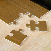 Goldene Löwenstatue am Tempel Puzzle (Seite)