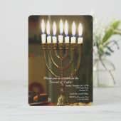 Goldene Menorah Hanukka Einladung (Stehend Vorderseite)