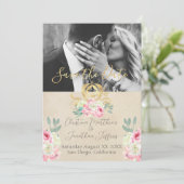 Goldene Ohrfeige und rosa Blume Märchenhafte Hochz Save The Date (Stehend Vorderseite)