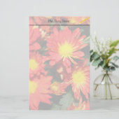 Goldene, orangefarbene Blume. Briefpapier (Stehend Vorderseite)