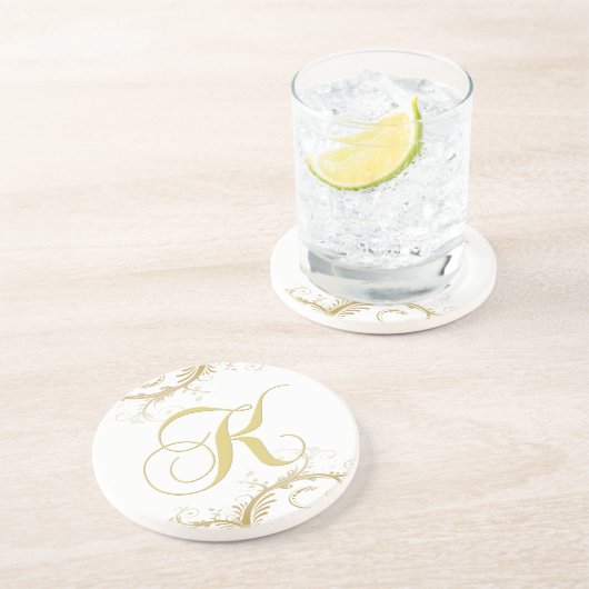 Goldene Reben des Monogramm-Buchstabe-K Sandstein Untersetzer (Seite)