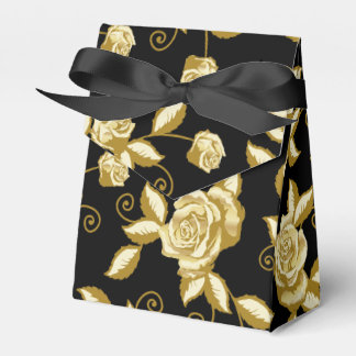 Goldene Rose in der Black Fevor Box Geschenkschachtel