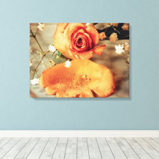 Goldene Rose Leinwanddruck (Insitu (Holzboden))