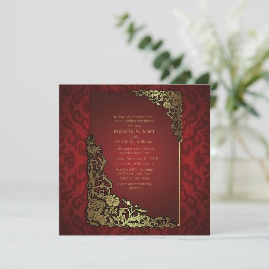 " goldene rote Luxushochzeit des Damast-5.25x5.25 Einladung (Stehend Vorderseite)