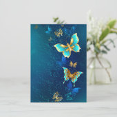 Goldene Schmetterlinge auf blauem Hintergrund Einladung (Stehend Vorderseite)