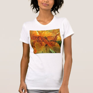Goldene Schmetterlings- und Liliencollage - T - T-Shirt