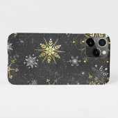 Goldene Schneeflocken auf schwarzem Hintergrund iPhone Hülle (Rückseite (Horizontal))