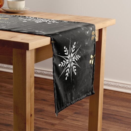 Goldene Schneeflocken auf schwarzem Hintergrund Kurzer Tischläufer (Beispiel)