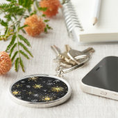 Goldene Schneeflocken auf schwarzem Hintergrund Schlüsselanhänger (Seite)