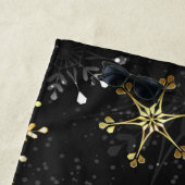 Goldene Schneeflocken auf schwarzem Hintergrund Strandtuch (Beispiel)