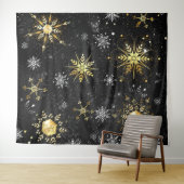 Goldene Schneeflocken auf schwarzem Hintergrund Wandteppich (Beispiel (Horizontal))
