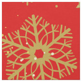 Goldene Schneeflocken in Rot Stoff (Nahaufnahme)