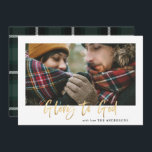 Goldene Schrift für grünes Tartan-Foto Feiertagskarte<br><div class="desc">Goldene Schrift für eine stilvolle Urlaubskarte mit grünem Tartan Backer Design. Platz für Single Foto.</div>