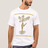 Goldene Silhouetten tanzen vor einem Baum T-Shirt (Vorderseite)