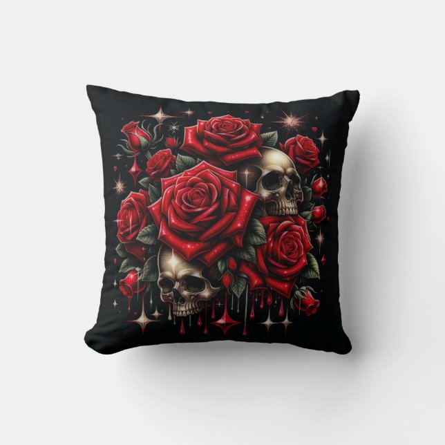 Goldene Skulls & Rote Rosen Sparkle Gotische Glamo Kissen (Vorderseite)